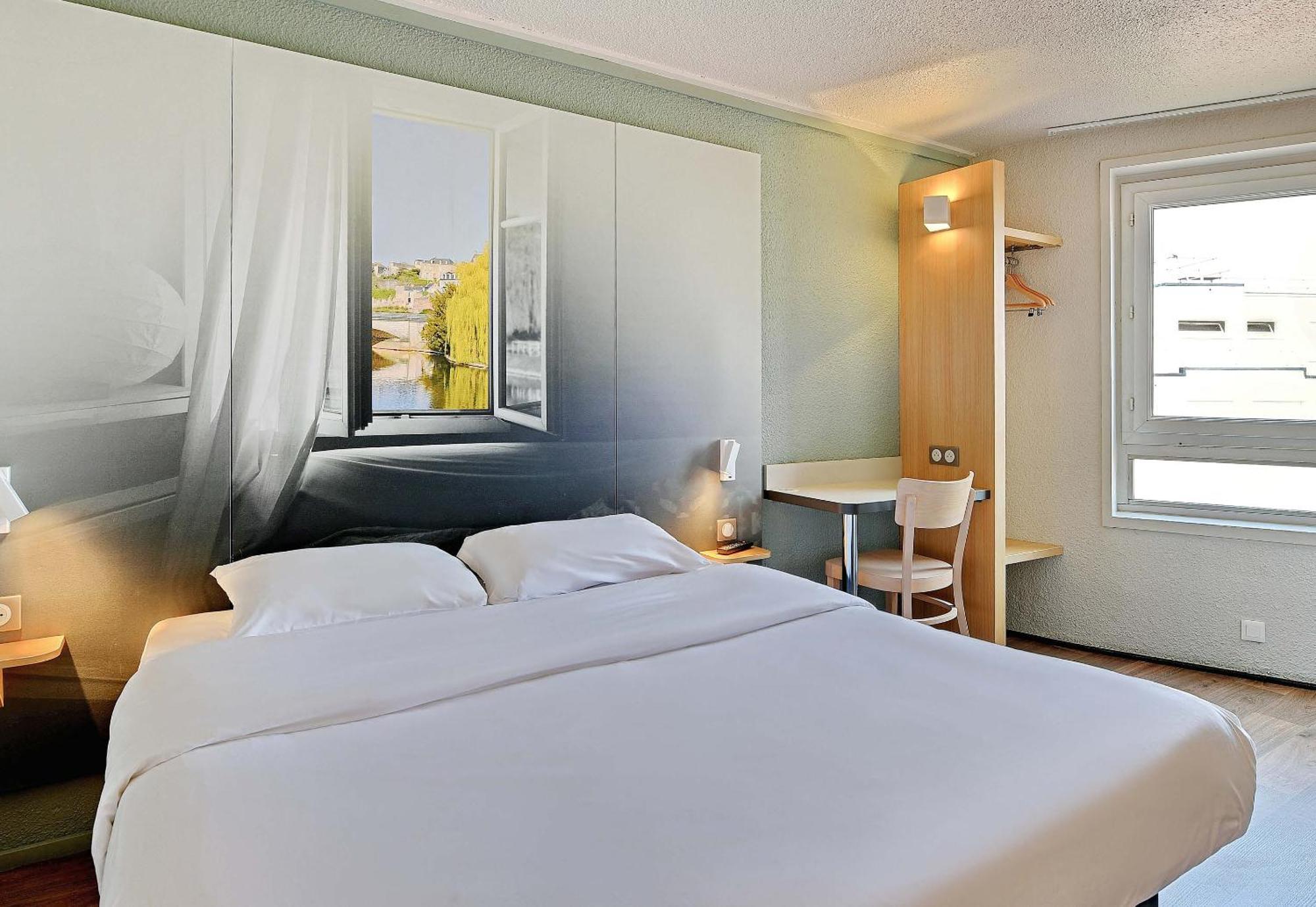B&B Hotel Le Mans Centre Esterno foto